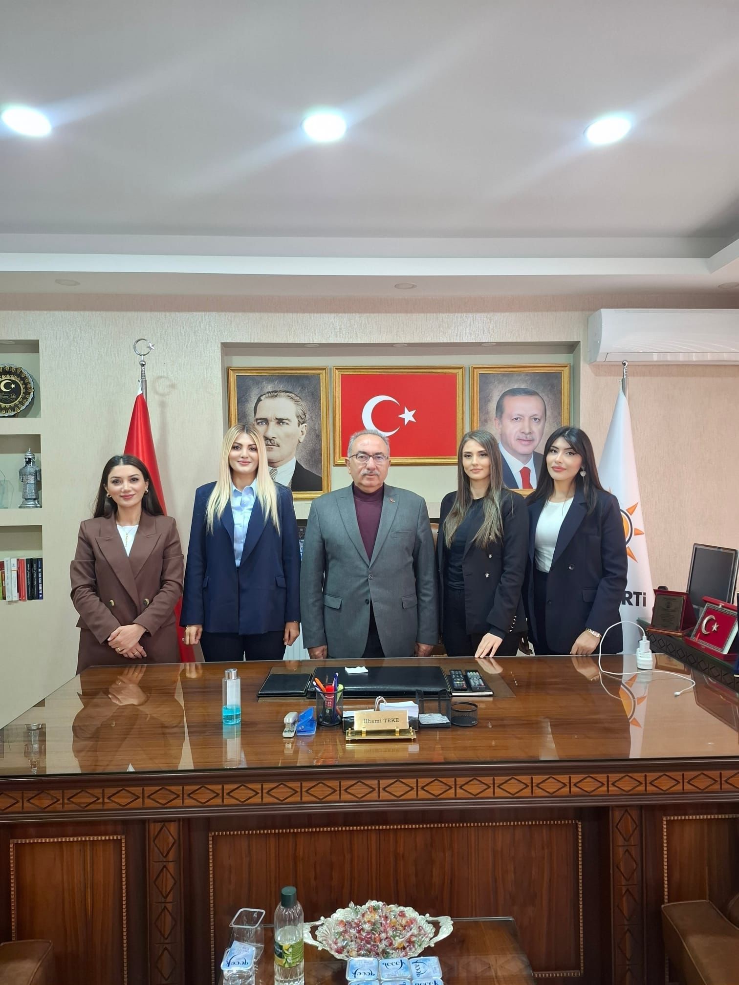 El Ele Platformu'ndan AK Parti Polatlı İlçe Başkanlığı'na Nezaket Ziyareti